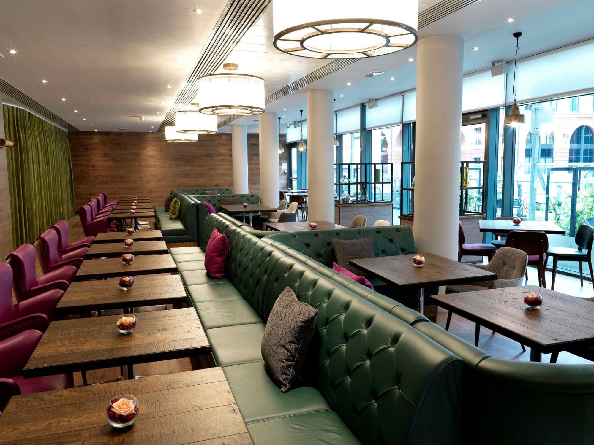 Hilton Garden Inn Birmingham Brindley Place Exterior foto