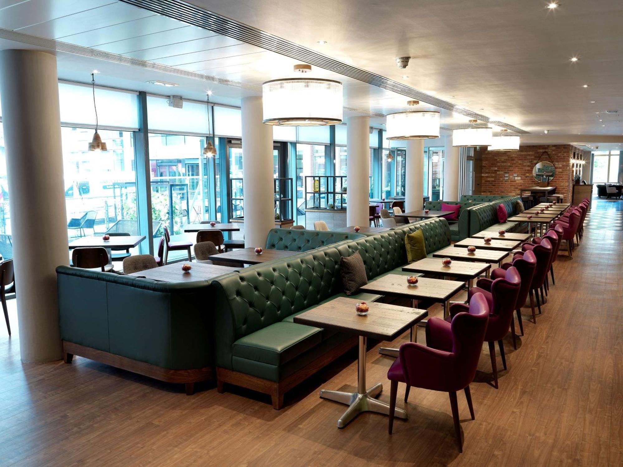 Hilton Garden Inn Birmingham Brindley Place Exterior foto
