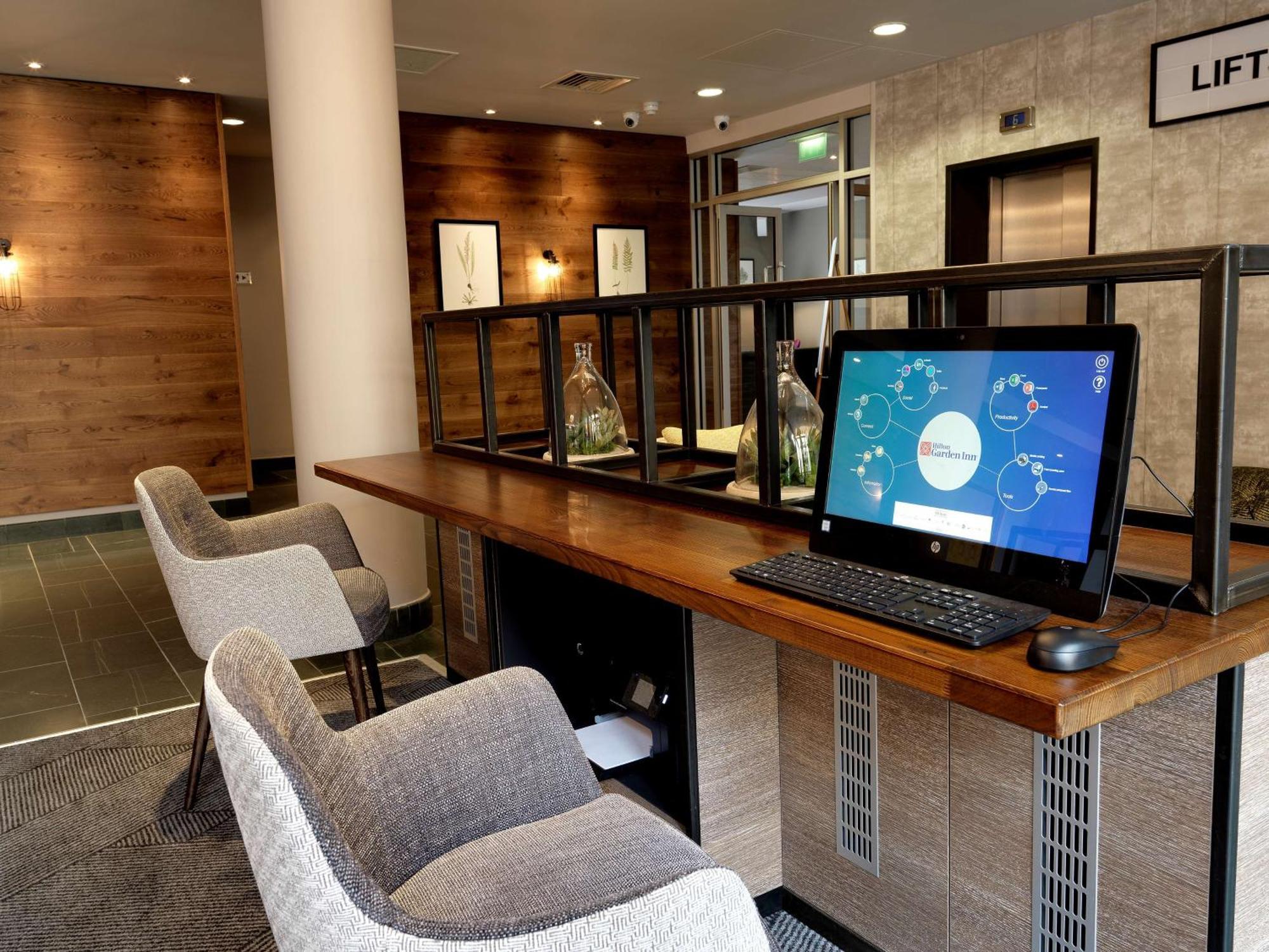 Hilton Garden Inn Birmingham Brindley Place Exterior foto
